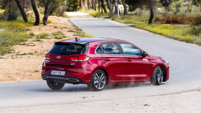 Τι βαθμό παίρνει το Hyundai i30 MHEV σε κατανάλωση, χώρους, επιδόσεις, εγγυήσεις;